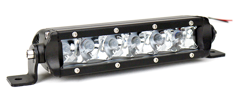 Single Row Straight Light Bar With Side Brackets